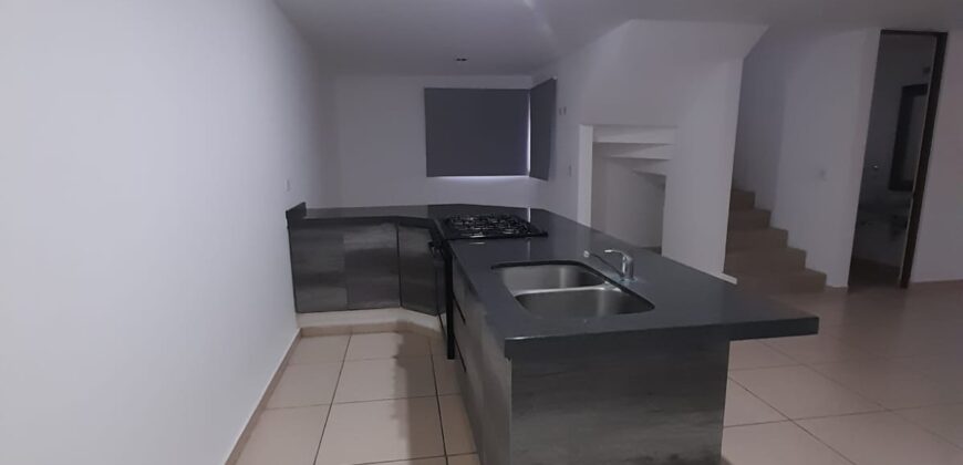 02292 SE VENDE BONITA CASA EN ARROYO DEL BOSQUE, AGUASCALIENTES.