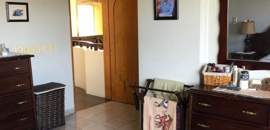 02668 SE VENDE BONITA CASA POR AVENIDA INDEPENDENCIA, AGUASCALIENTES.