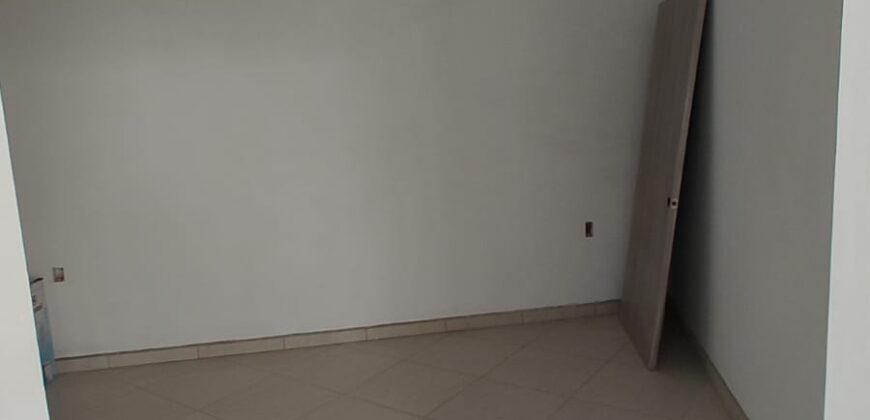 02786 SE VENDE BONITA CASA AL PONIENTE DE LA CIUDAD,AGUASCALIENTES. 