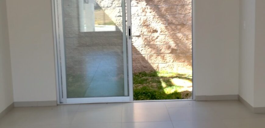 02789 SE VENDE BONITA CASA AL PONIENTE DE LA CIUDAD, AGUASCALIENTES. 
