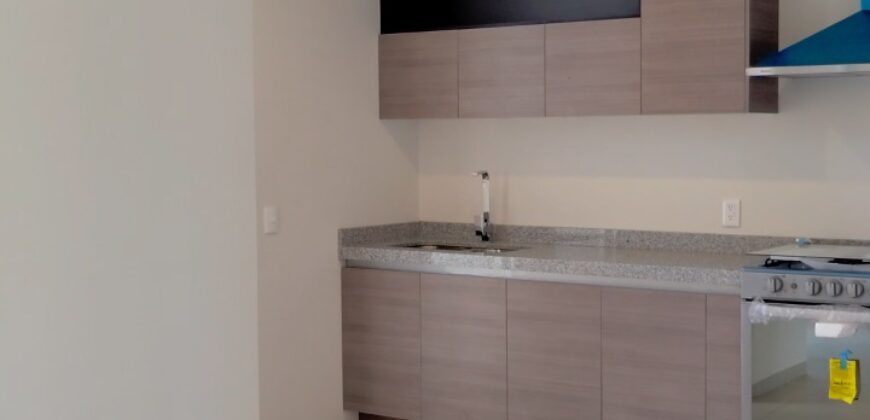 02789 SE VENDE BONITA CASA AL PONIENTE DE LA CIUDAD, AGUASCALIENTES. 