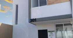 02832 SE VENDE BONITA CASA EN RESIDENCIAL VERANO, AGUASCALIENTES