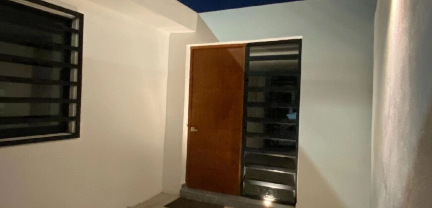 02854 SE VENDE BONITA TOTALMENTE REMODELADA CASA EN CASA BLANCA, AGUASCALIENTES. 