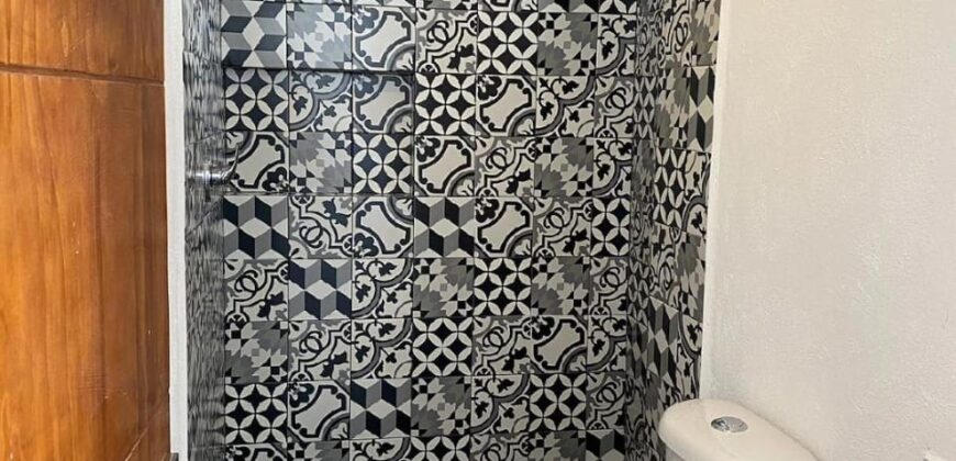 02854 SE VENDE BONITA TOTALMENTE REMODELADA CASA EN CASA BLANCA, AGUASCALIENTES. 