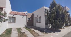 02856 SE RENTA BONITA CASA EN RANCHO SANTA MONICA, AGUASCALIENTES.