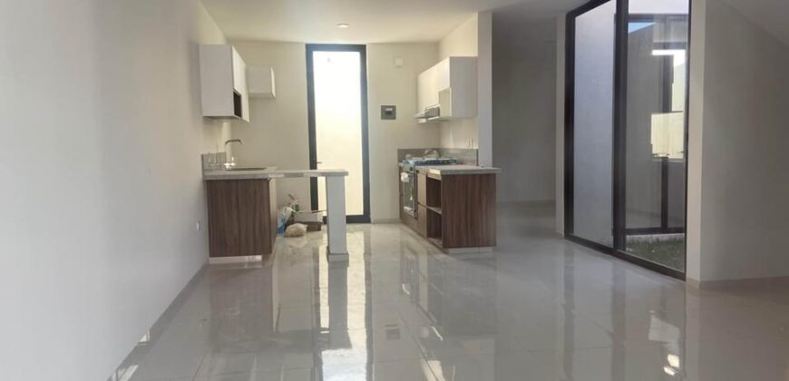 02753 SE VENDE CASA EN LA TRINIDAD, AGUASCALIENTES.