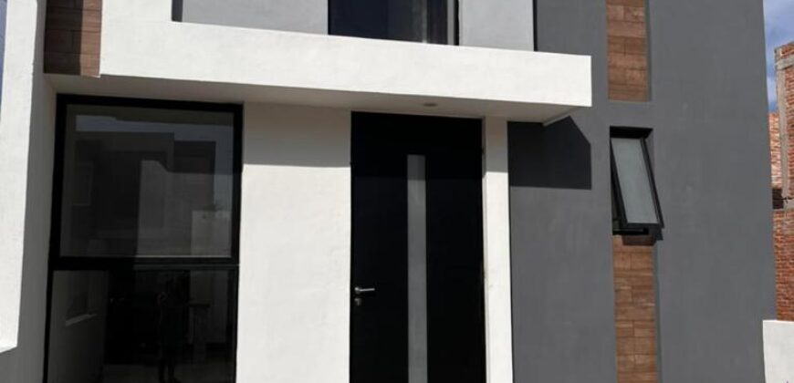 02753 SE VENDE CASA EN LA TRINIDAD, AGUASCALIENTES.