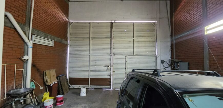 02917 MAGNIFICA OPORTUNIDAD RENTA DE EDIFICIO Y BODEGA PARA SPA O GYM CÉNTRICO EN AGUASCALIENTES