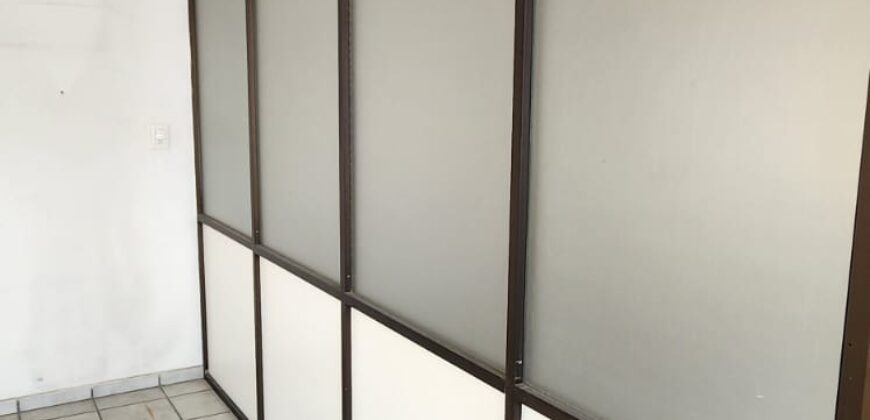 02917 MAGNIFICA OPORTUNIDAD RENTA DE EDIFICIO Y BODEGA PARA SPA O GYM CÉNTRICO EN AGUASCALIENTES