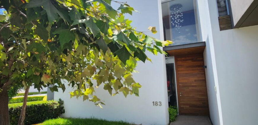 02931 RESIDENCIA EN CAMPESTRE CLUB DE GOLF SUR AGUASCALIENTES