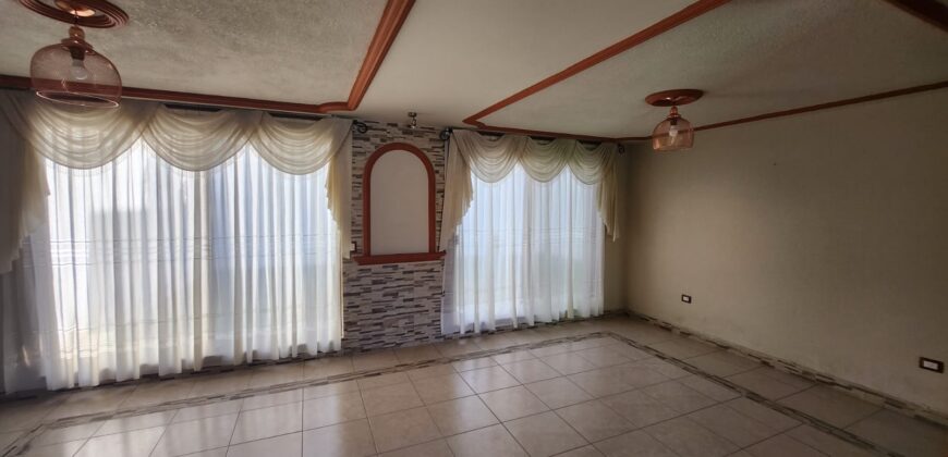 02932 VENTA DE RESIDENCIA AL NORTE DE LA CD AGUASCALIENTES