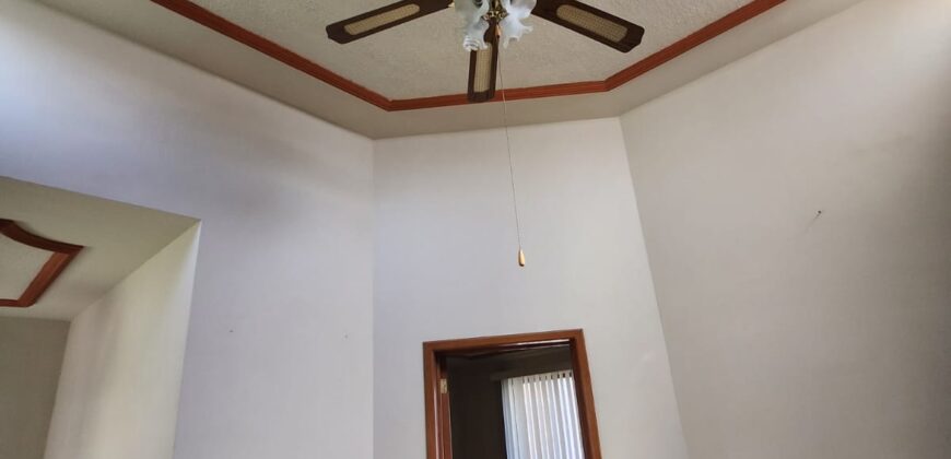 02932 VENTA DE RESIDENCIA AL NORTE DE LA CD AGUASCALIENTES
