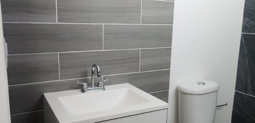 02955 VENTA DE HERMOSA CASA EN FRACCIONAMIENTO LA TRINIDAD, AGUASCALIENTES