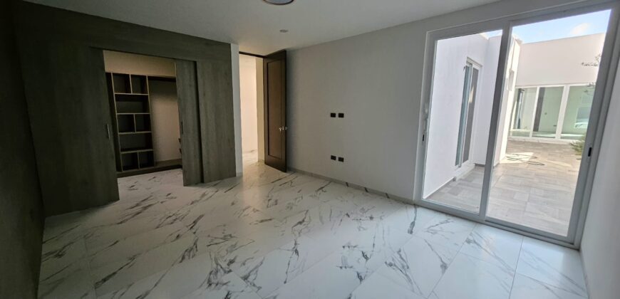 03163 VENTA DE CASA EN RESIDENCIAL DELLA TERRA, AGUASCALIENTES